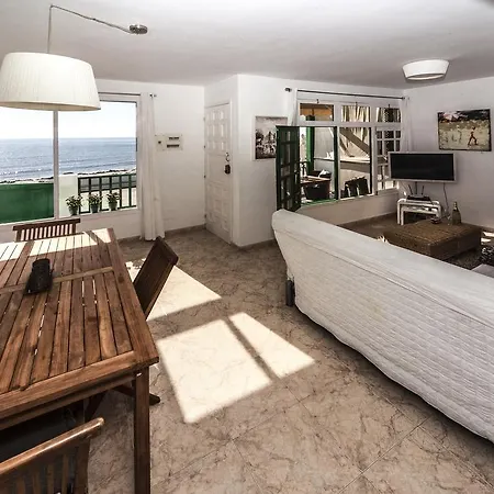 Villa Playa Honda شقة *
