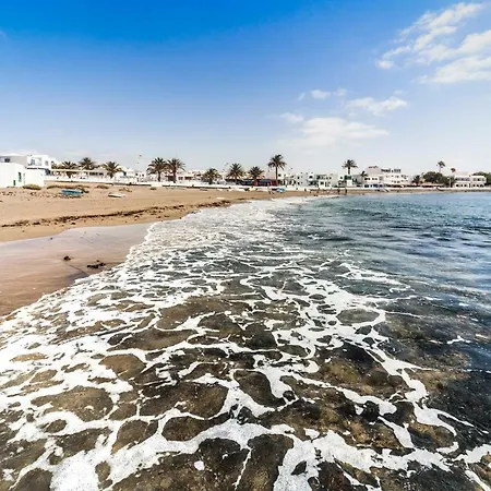 Villa Playa Honda Apartmán *